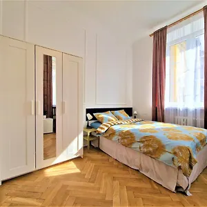 Гостевой дом J&w Swietojanska, Варшава