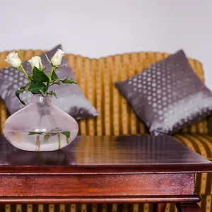 Гостевой дом Halby Luxury Chmielna 73b, Варшава
